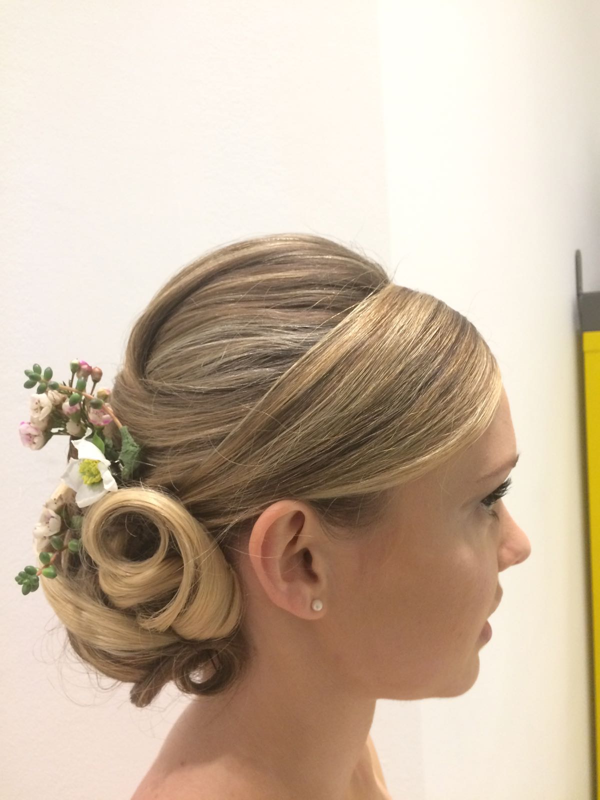 flower power ballfrisur flower power ballfrisur